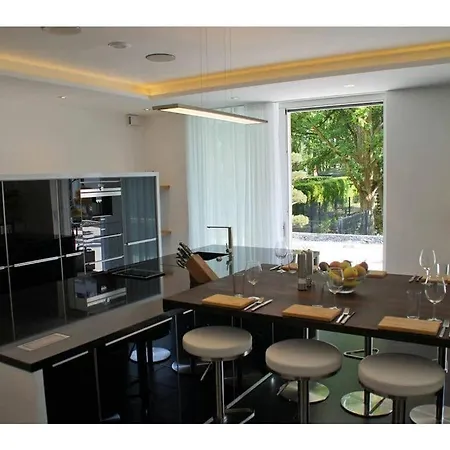 Elegance Comfortable * Klein Gelm